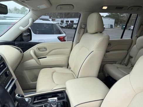 Used 2024 INFINITI QX80 Luxe w/ Cargo Package image 16