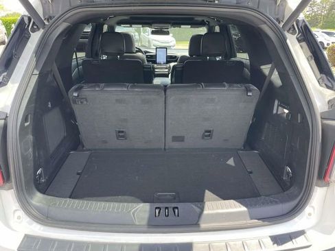 Used 2023 Ford Explorer ST w/ Equipment Group 401A AWD/4WD image 18