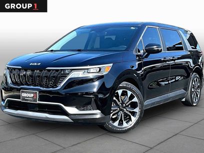 Used 2024 Kia Carnival EX