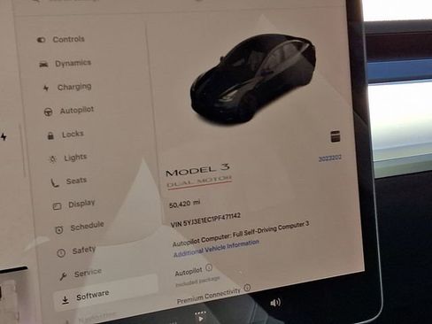 Used 2023 Tesla Model 3 Performance image 29