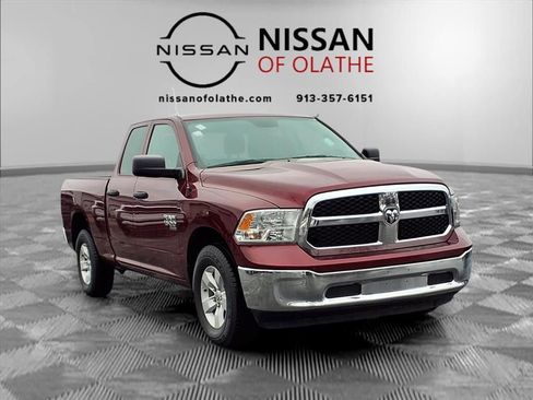 Used 2024 RAM 1500 Classic SLT image 27