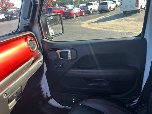 Used 2020 Jeep Gladiator Rubicon AWD/4WD image 27