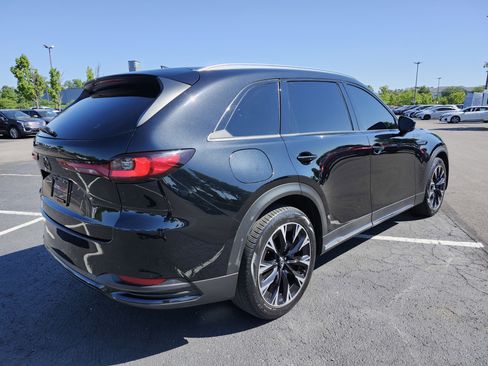 Used 2024 MAZDA CX-90 Plug-In Hybrid w/ Premium Pkg AWD/4WD image 17