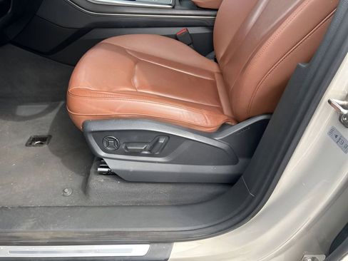 Used 2023 Audi Q7 2.0T Premium Plus w/ Premium Plus Package AWD/4WD image 21