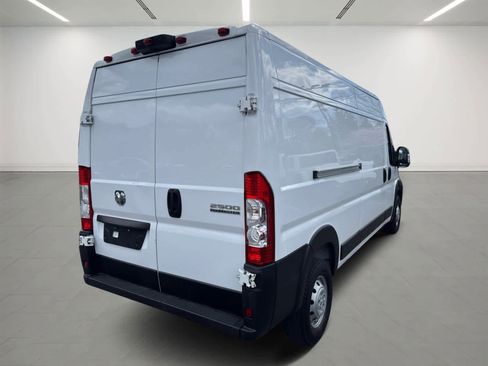 Used 2023 RAM ProMaster 2500 FWD image 6