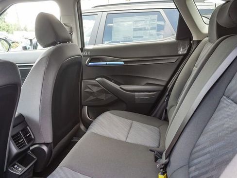 New 2026 Kia Seltos LX FWD image 21