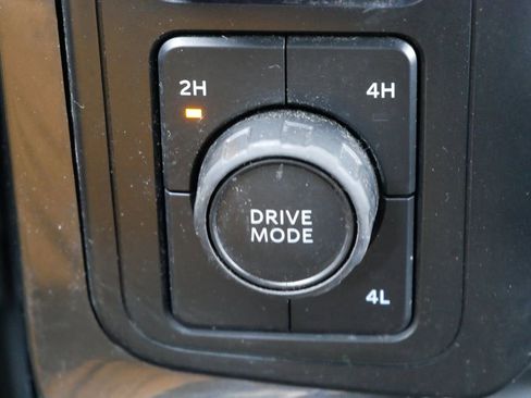 Certified 2022 Ford F150 XLT w/ Equipment Group 302A High image 24