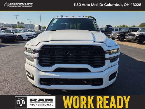 New 2026 RAM 2500 Big Horn AWD/4WD image 2