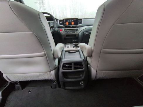 Used 2023 Honda Passport EX-L image 21