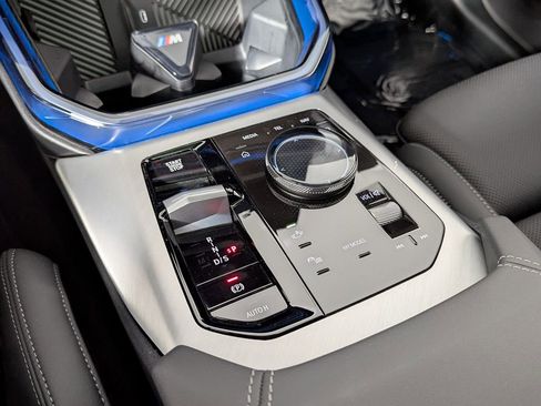 Used 2025 BMW X3 xDrive30i w/ Premium Package image 41