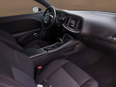 Used 2022 Dodge Challenger SXT w/ Blacktop Package image 25