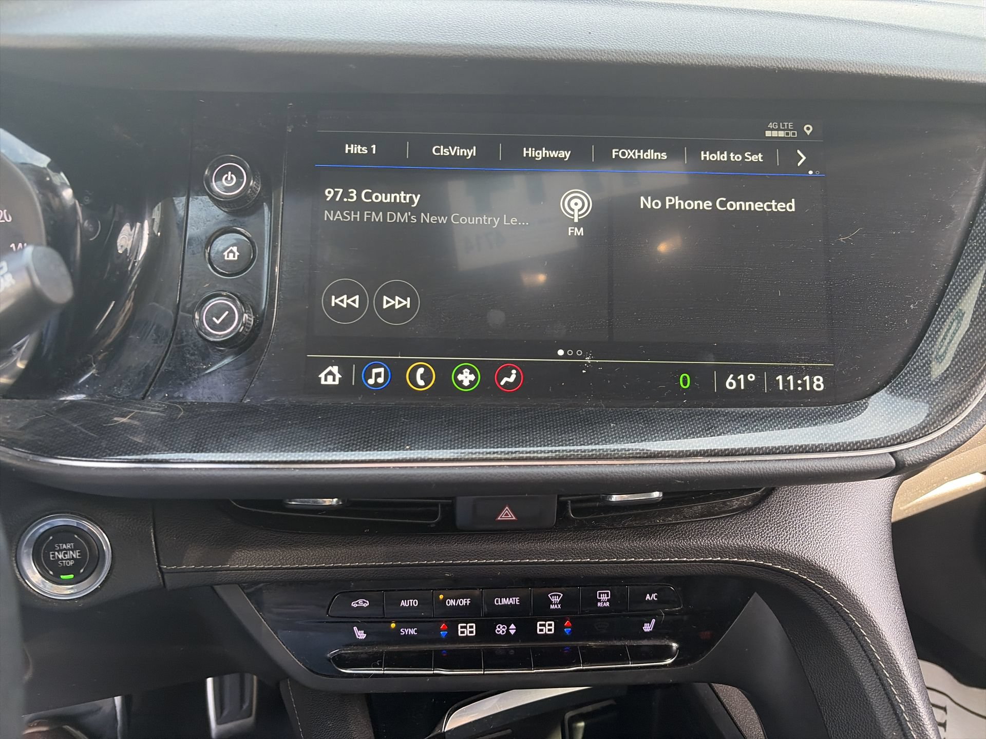 Used 2022 Buick Envision Essence w/ Sport Touring Package AWD/4WD image 14