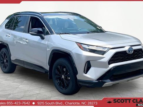 Used 2023 Toyota RAV4 XSE AWD/4WD image 1