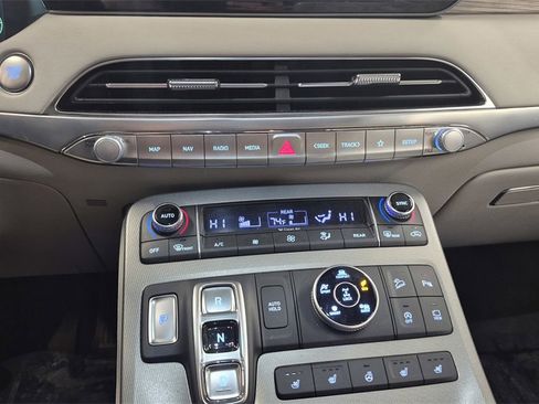 Used 2022 Hyundai Palisade Calligraphy image 23