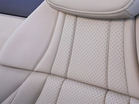 Used 2024 Mercedes-Benz CLE 300 4MATIC Cabriolet image 67