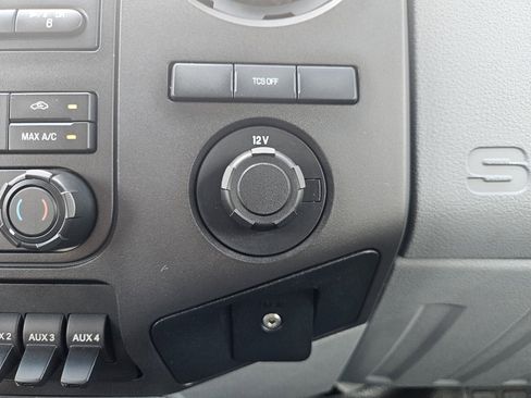 Used 2015 Ford F350 XL w/ Power Equipment Group image 41