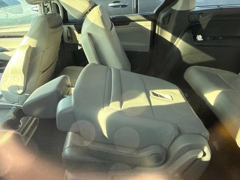 Used 2022 Honda Odyssey Touring image 25