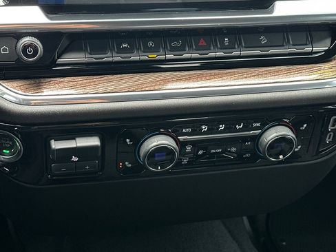 Used 2024 Chevrolet Silverado 1500 RST image 27