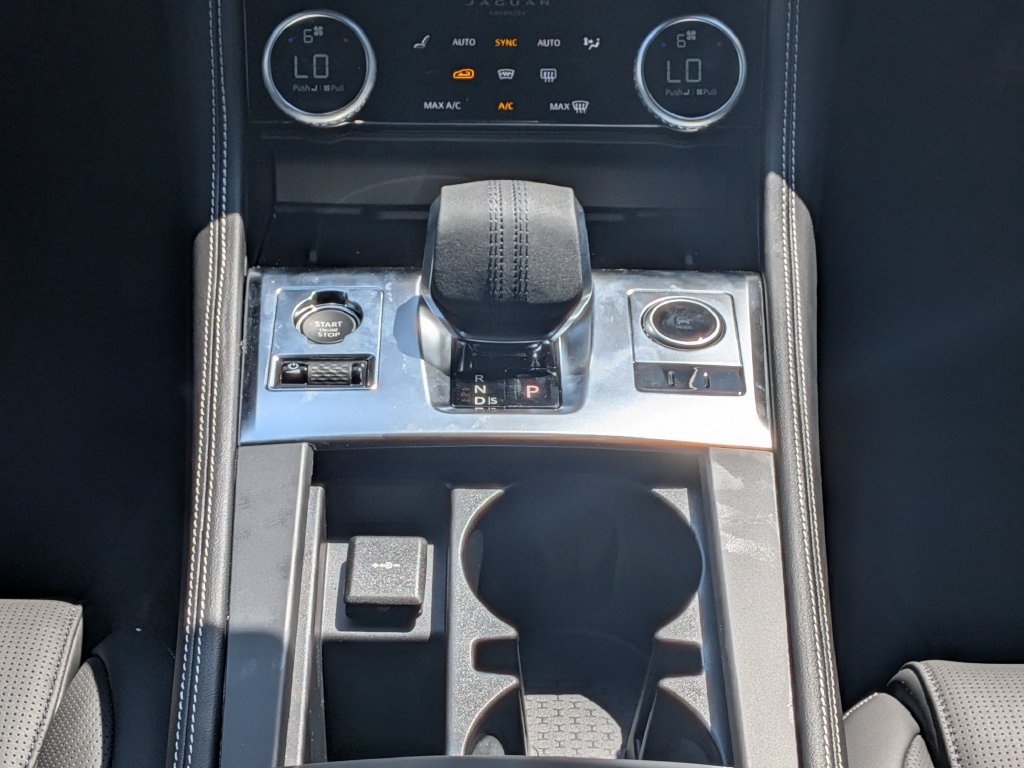 New 2026 Jaguar F-PACE R-Dynamic S AWD/4WD image 19