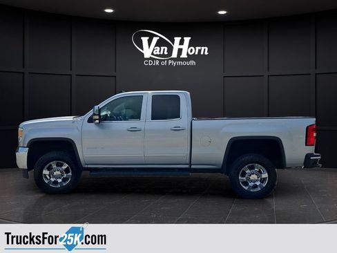 Used 2015 GMC Sierra 2500 SLE w/ Suspension Package, Off-Road AWD/4WD image 6