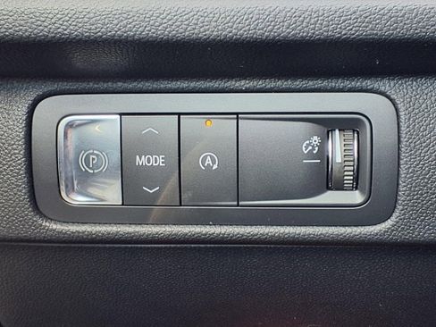 New 2026 Chevrolet Traverse LT w/ Driver Confidence Package image 9