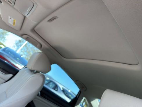 Used 2022 Honda Accord Touring image 17