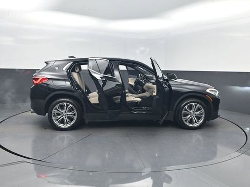 Used 2019 BMW X2 xDrive28i w/ Convenience Package AWD/4WD image 40
