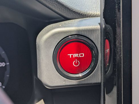 Used 2025 Toyota Tacoma TRD Off-Road w/ TRD Off Road Premium Package AWD/4WD image 24