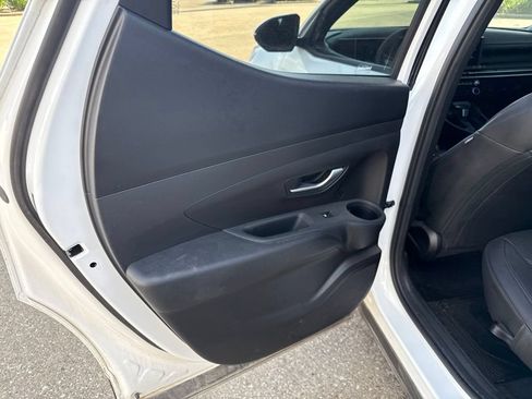 Used 2025 Hyundai Santa Cruz SEL FWD image 26