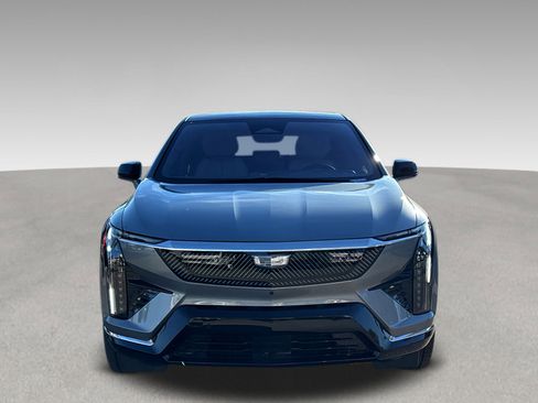New 2026 Cadillac Optiq Luxury 2 image 2