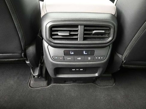 Used 2024 Honda Pilot EX-L image 13