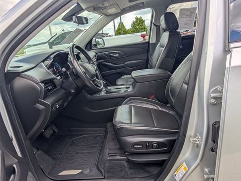 Used 2020 Chevrolet Traverse High Country AWD/4WD image 11