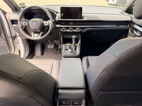 Used 2023 Honda CR-V Sport Touring image 14