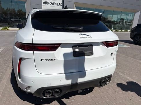 Used 2022 Jaguar F-PACE SVR AWD/4WD image 14