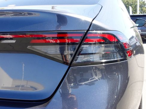Used 2023 Honda Accord EX image 7