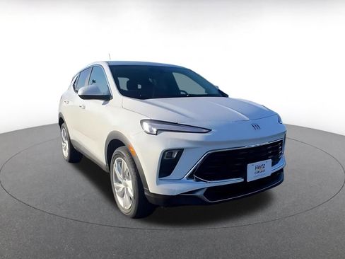 Used 2025 Buick Encore GX Preferred image 3