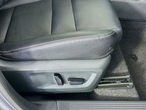 Used 2023 Nissan Rogue SL AWD/4WD image 23