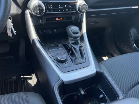 Used 2024 Toyota RAV4 LE AWD/4WD image 24