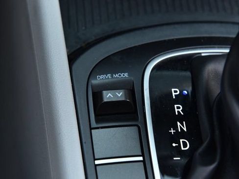 Used 2024 Hyundai Kona SEL FWD image 16