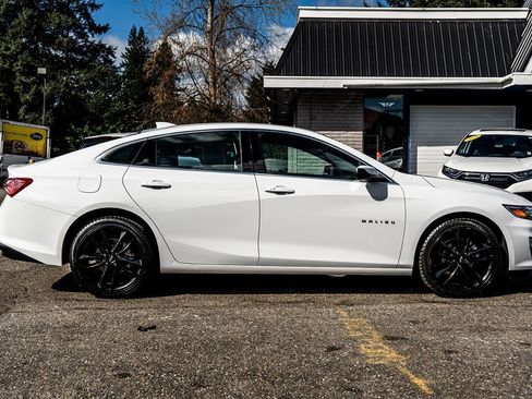 Used 2024 Chevrolet Malibu LT w/ Sport Edition FWD image 19