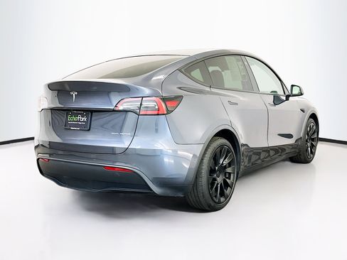 Used 2021 Tesla Model Y Long Range AWD/4WD image 9