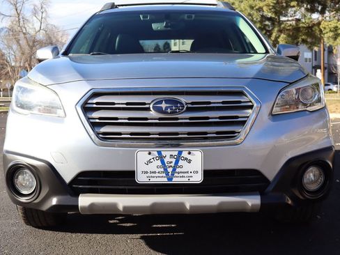 Used 2017 Subaru Outback 3.6R Limited image 13