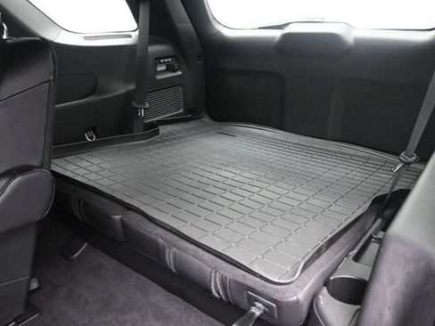 Used 2020 Ford Explorer Limited RWD image 25