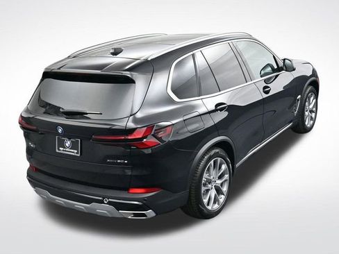 New 2026 BMW X5 xDrive50e w/ Executive Package image 25