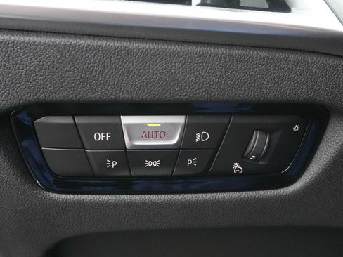 Used 2025 BMW 330i xDrive Sedan image 17