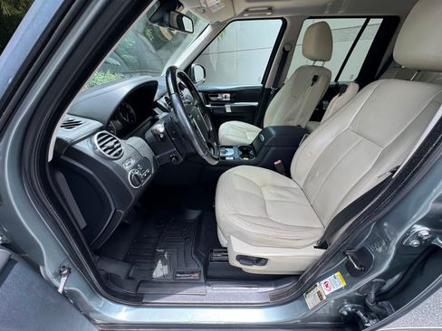 Used 2015 Land Rover LR4 HSE LUX AWD/4WD image 3