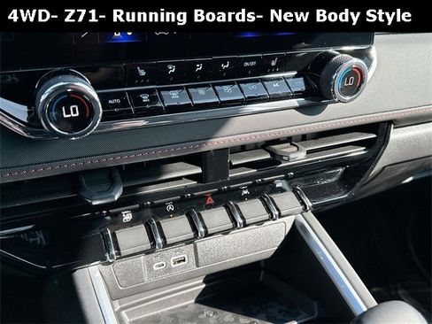 Certified 2025 Chevrolet Colorado Z71 w/ Technology Package image 35