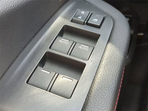 Used 2025 Honda Ridgeline Black Edition image 24