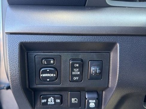 Used 2020 Toyota Tundra SR5 image 16