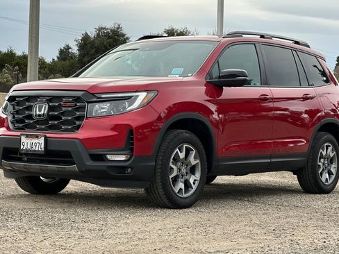 Used 2023 Honda Passport TrailSport image 8